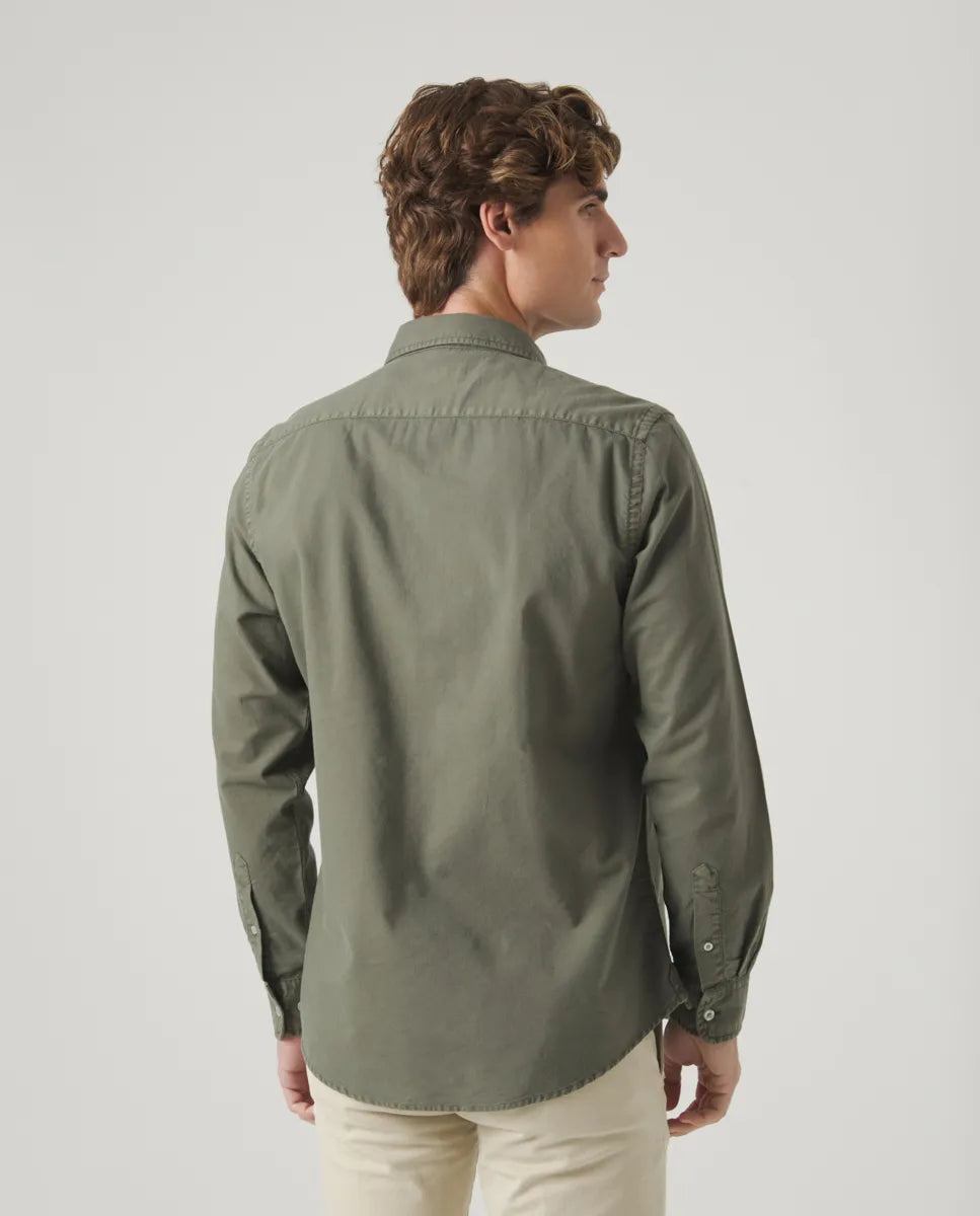 Camisa oxford tintada khaki | SCOTTA