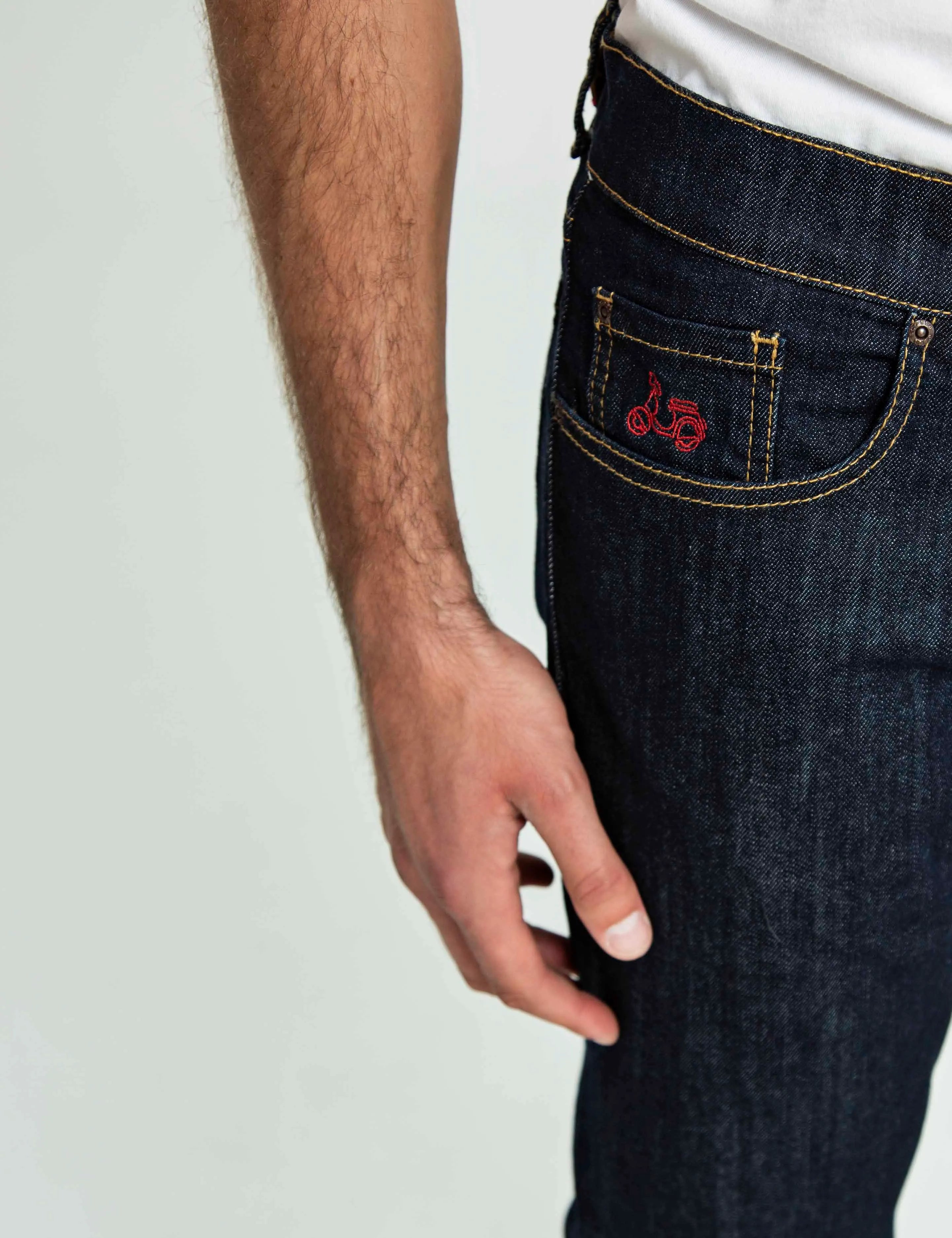 Pantalon denim oscuro | SCOTTA