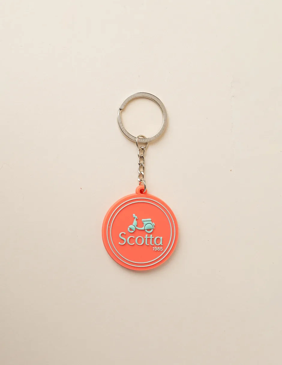 Llavero engomado logo coral | SCOTTA